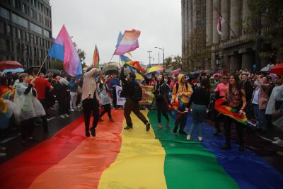 Belgrade suimti dešimtys uždrausto „EuroPride“ susibūrimo dalyvių