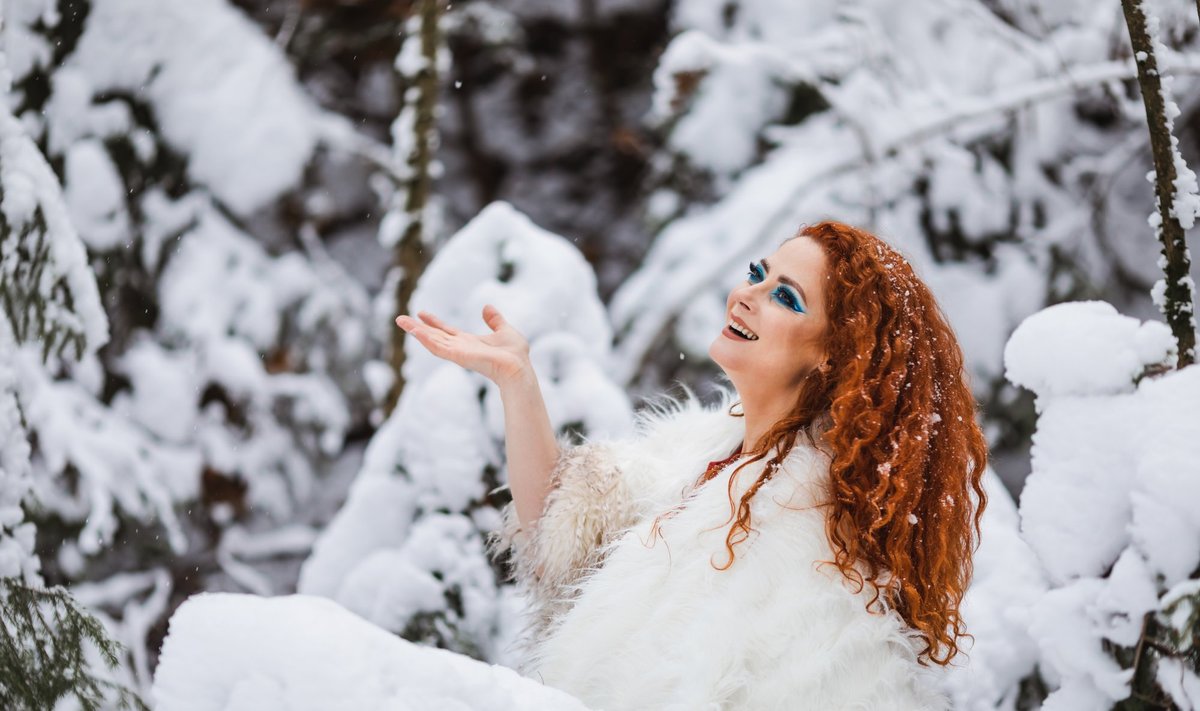 Rasa Kaušiūtė įsiamžino žiemiškoje fotosesijoje / Foto: Rugilė Skairytė-Šeputė 