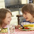 Mitybos specialistės patarimai, kaip suformuoti teisingus vaikų mitybos įpročius