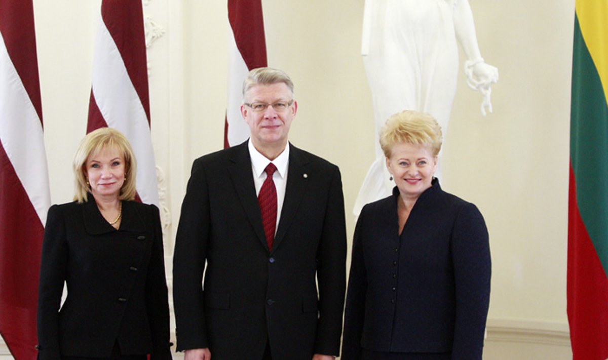 Valdis Zatleras su žmona Lilita ir Dalia Grybauskaitė