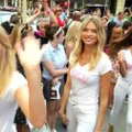 Dešimt naujųjų „Victoria‘s Secret“ angelų pasirodė Niujorko „Times“ aikštėje
