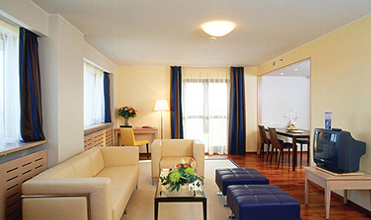"Reval Hotel Lietuva"  prezidentiniai apartamentai ("Reval Hotel Lietuva nuotrauka)