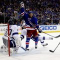 „Rangers“ pergalingai pradėjo NHL Rytų konferencijos finalą
