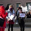 Prostitutės Hagoje išėjo į gatves: mums neleidžia dirbti ne koronavirusas, bet diskriminacija