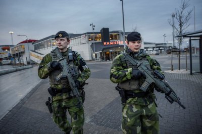 Švedija didina karinę parengtį