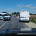 Klaipėdos rajone dėl BMW ir motociklo avarijos buvo uždarytas eismas