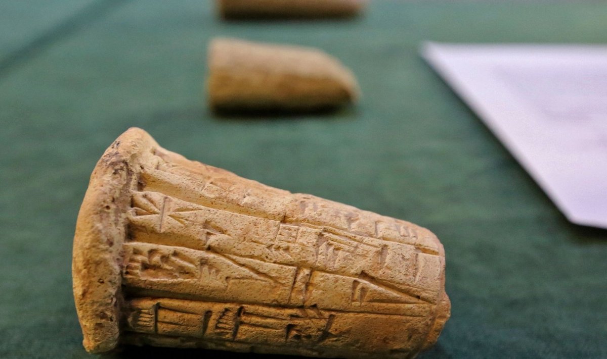 JAV perduos Irakui 3,5 tūkst. metų senumo Gilgamešo epo lentelę