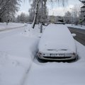 Vakarų Lietuvoje keliai padengti sniegu, dieną eismą sunkins šlapdriba