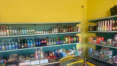 Parduotuvė Šalčininkų r. sulaukė policininkų dėmesio: pardavėja alkoholį pardavinėjo bet kuriuo paros metu