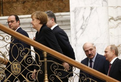 Vladimiras Putinas, Francois Hollande'as, Petro Porošenka, Angela Merkel, Aleksandras Lukašenka