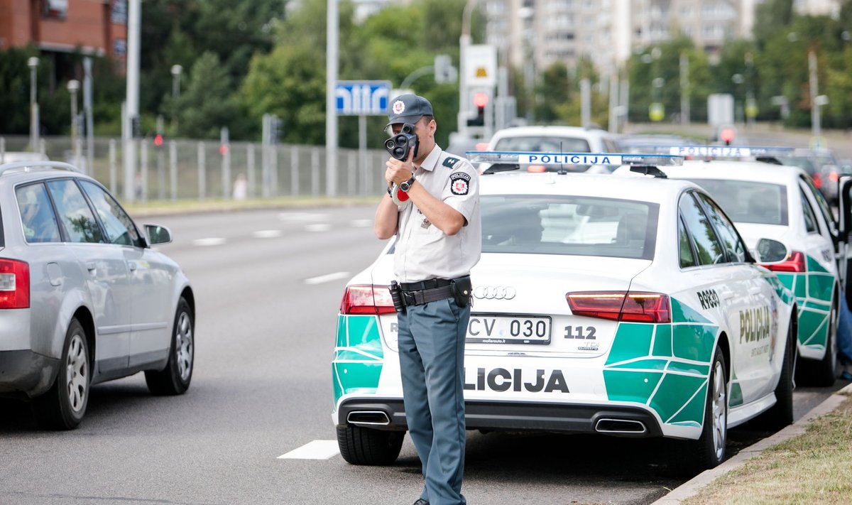 Vilniuje kelių policija surengė netikėtą reidą