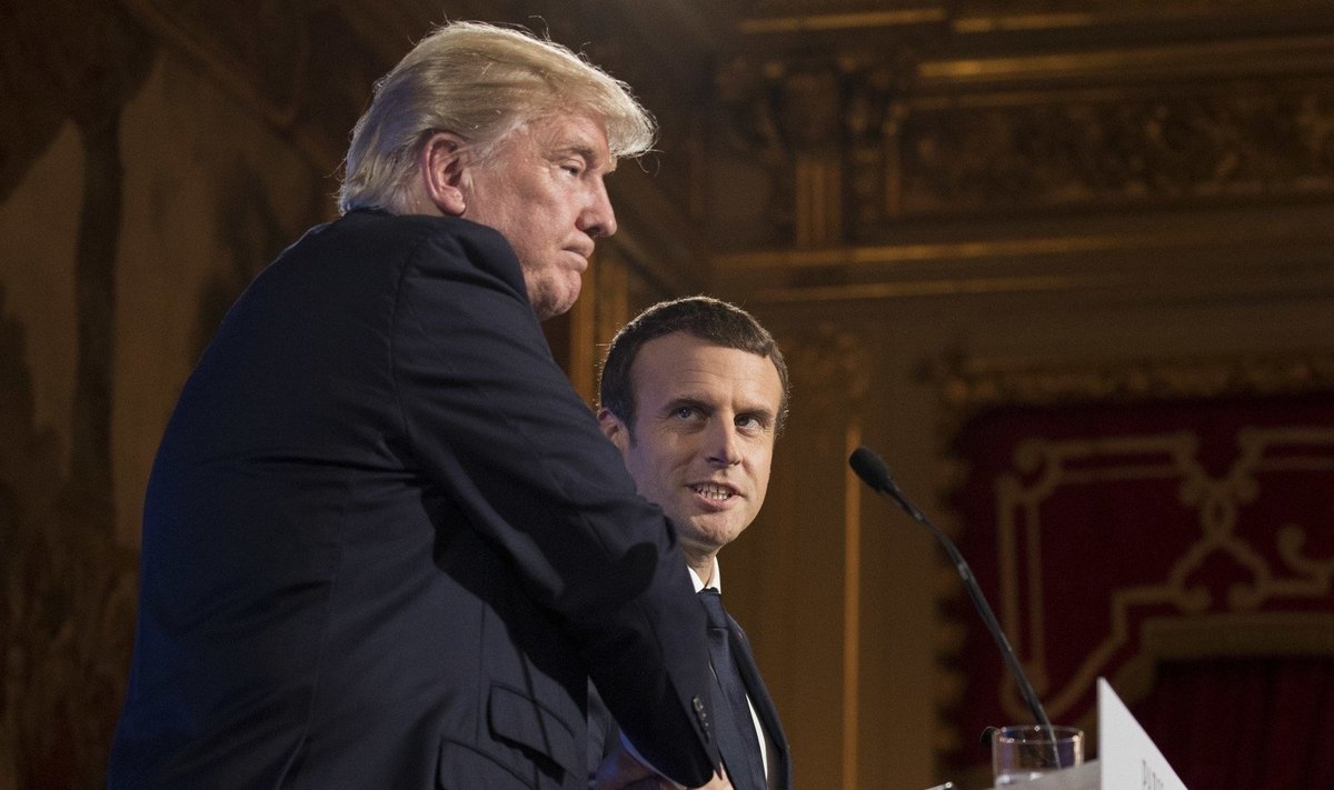 D. Trumpas susitiko su E. Macronu