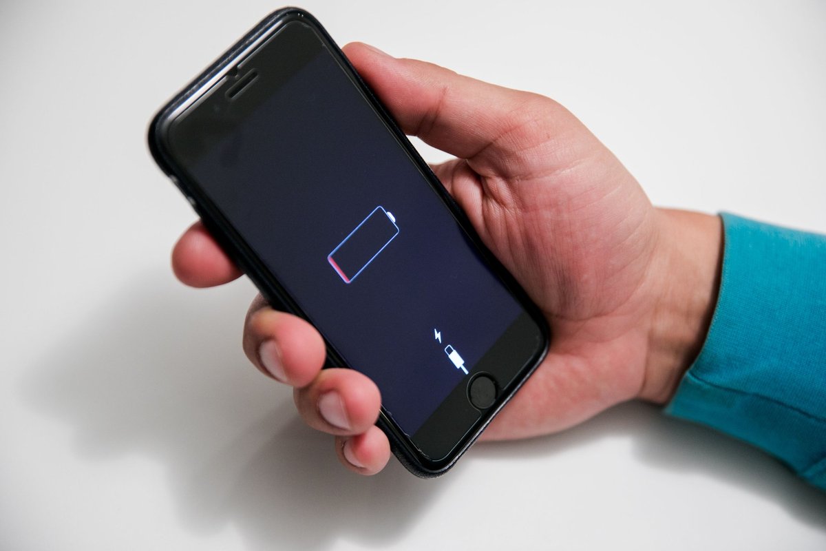 Co zrobić, gdy nie ma gdzie naładować telefonu: wskazówki, jak przedłużyć żywotność baterii