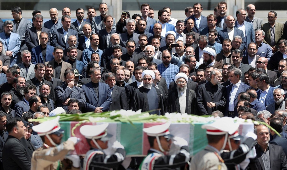 Teherano teroro akto aukų laidotuvės