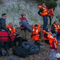 Prie Rumunijos krantų sulaikytas dar vienas migrantus gabenęs žvejybinis laivas