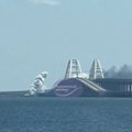 Aplink Krymo tiltą – dūmai: rusai skelbia apie numuštas raketas