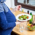 Nėščiosios mityba: ką valgyti ir kiek gerti?