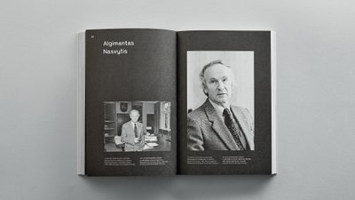 Knygos Lietuvos architektai pasakoja apie sovietmetį 1992 m įrašai. Atvarte - architektas Algimantas Nasvytis. Išleido leidykla LAPAS