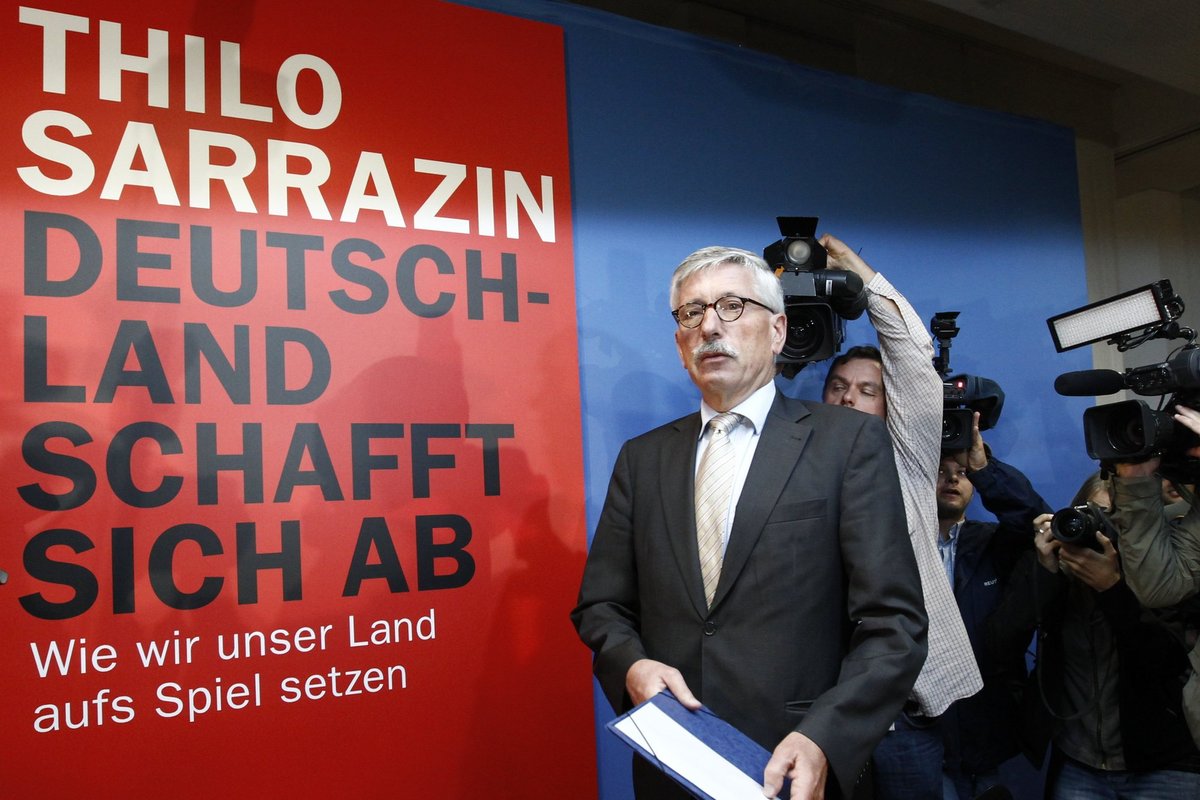 Критик миграционной политики Тило Саррацин: Германия — корабль, идущий ко  дну - Delfi RU