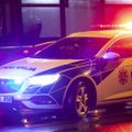 Nevykęs bandymas aplenkti baigėsi avarija: Kėdainių r. vyras kliudė policijos tarnybinį automobilį