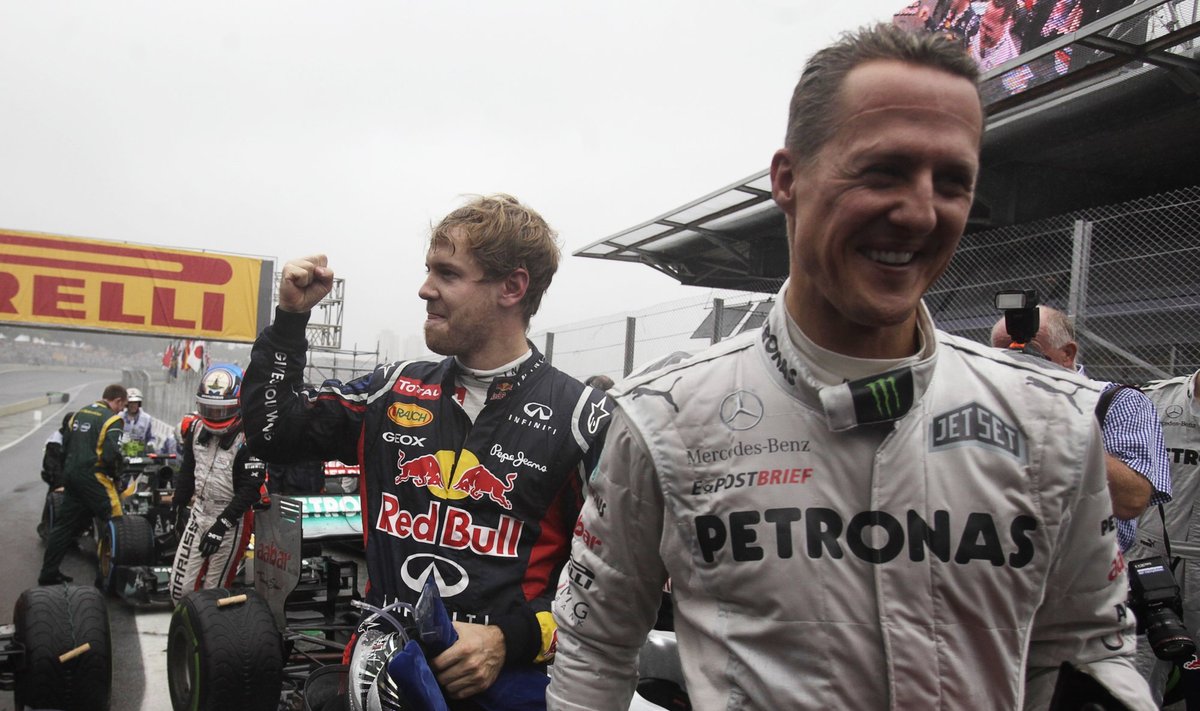 Sebastianas Vettelis ("Red Bull") ir Michaelis Schumacheris ("Mercedes")