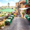 Italijoje vien Romos nepakaks: kur ir kaip keliauti, kad aplenktumėte turistų perpildytas vietas