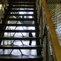 Privataus kalėjimo tikrintojai pasibaisėjo kalinių laikymo sąlygomis