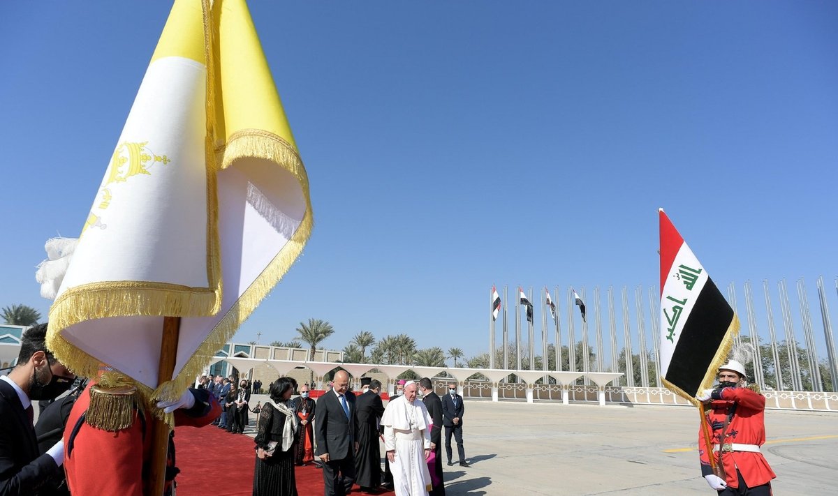 Popiežius užbaigė istorinį vizitą Irake, ruošiasi sugrįžti į Romą