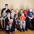 Lietuvė Charkive aplankė neįtikėtiną šeimą: Marija augina 10 vaikų ir visi jie su įvairiomis negaliomis