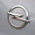 „Opel“ kurs konkurentą „Audi TT“ modeliui