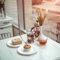 Ką valgė tarpukario Kauno garsenybės: Maironio stalas ir popietinės arbatėlės