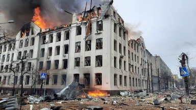 88 m. vyras iš liepsnojančio Charkivo parvyko į Lietuvą: prasiveržti su neįgaliojo vežimėliu nebuvo jokios vilties