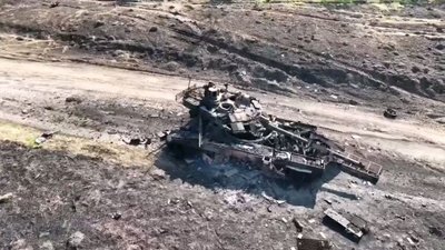 Sunaikintas rusų T-90M