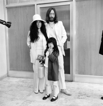 John Lennon su šeima