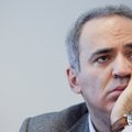 Liudininkas tikina, kad policininkui įkando G.Kasparovas, o ne šuo