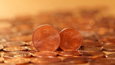 Парламент Литвы в первом чтении одобрил проект закона об отказе от монет номиналом 1 и 2 цента при оплате наличными