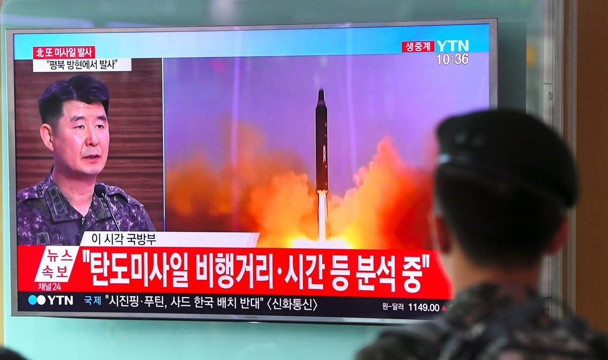 Šiaurės Korėja paleido raketą į Japonijos jūrą