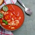 Trinta pomidorų sriuba su pupelėmis – tiks mėgstantiems aštresnį skonį