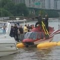 Į Niujorko Hudzono upę avariniu būdu nusileido sraigtasparnis