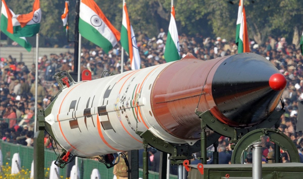 Branduolinį ginklą galinčios nešti Indijos raketos