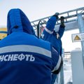 Rusija skelbia, kiek sausį smuko jos naftos kaina