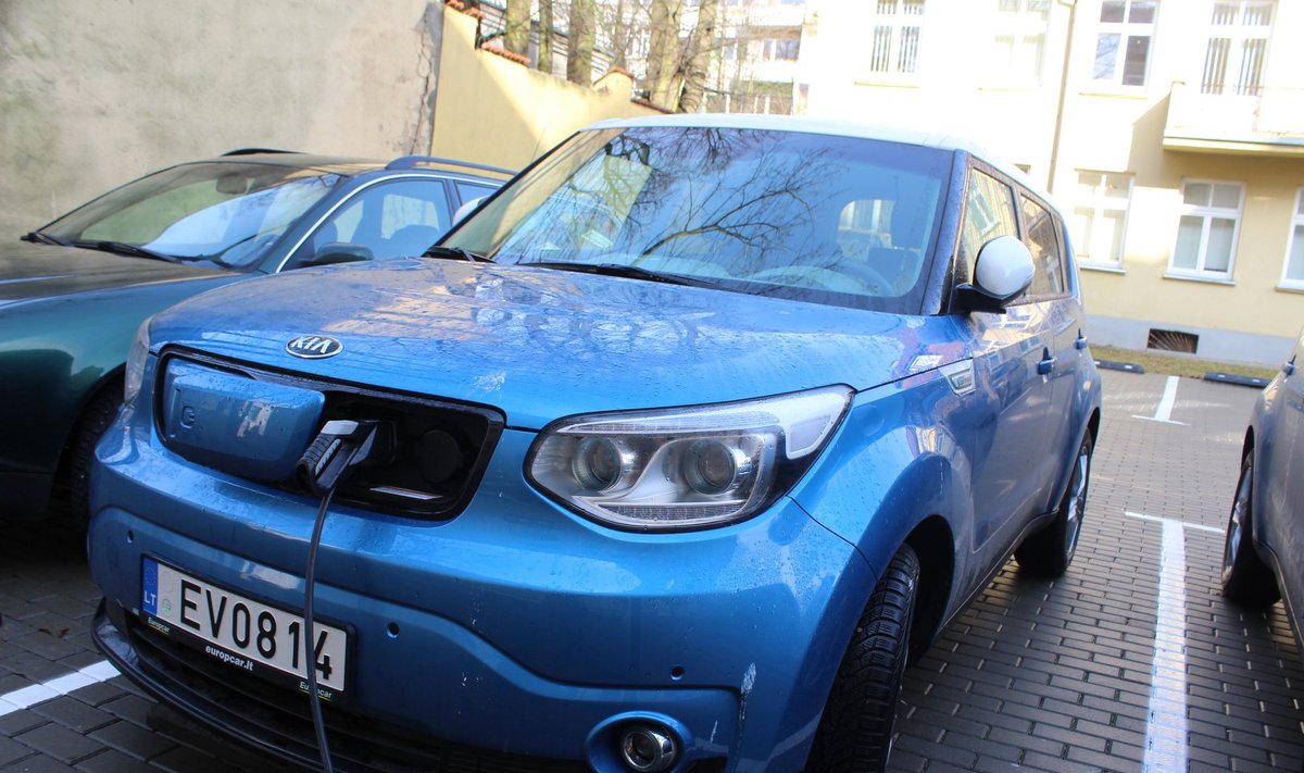 Klaipėdos savivaldybė nuomoja "Kia Soul" elektromobilius