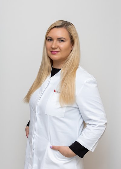 Kauno „Kardiolitos klinikų“ gydytoja dermatologė Karolina Liubinienė