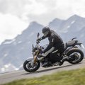 Naujo „BMW R 1250 R“ testas: beveik svajonių motociklas