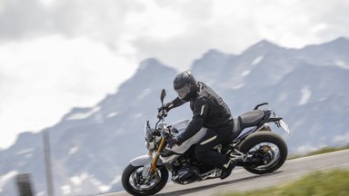 Naujo „BMW R 1250 R“ testas: beveik svajonių motociklas