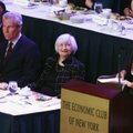 J. Yellen: Federalinis atsargų bankas turėtų veikti atsargiai