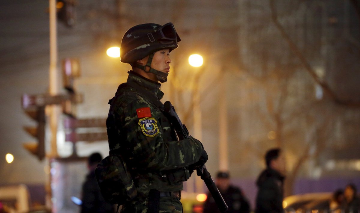 Ginkluotas policininkas Kinijoje