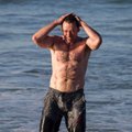 47 metų „Iksmenas“ paplūdimyje: moterų žvilgsniai krypsta ne tik į apnuogintą torsą