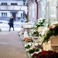 Gėlių prekybininkai šokiruoti: išmesim gėlių už dešimtis tūkstančių eurų