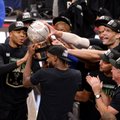 Giannio paslaugų neprireikė: „Bucks“ įveikė „Hawks“ ir žengė į NBA finalą